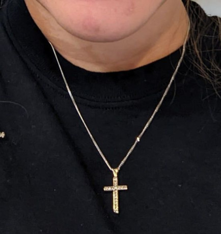 missing-a-cross-necklace-big-1