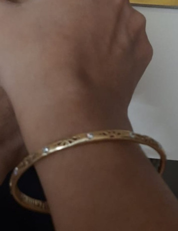 monikas-hand-bangle-big-0