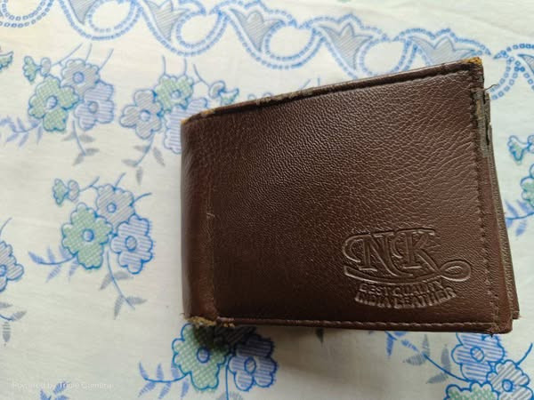 found-a-lost-wallet-near-kunjalata-hotel-big-0