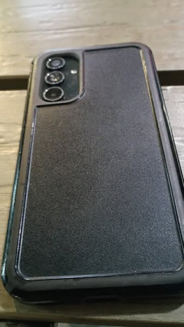 found-phone-help-us-return-it-to-its-owner-big-0