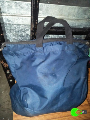 lost-black-carry-bag-at-sombaria-big-0