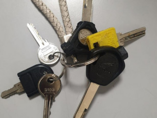 Found keys at Hmale